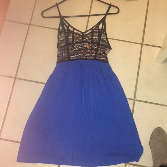 Dress...worn once for engagement photos. - Picture 2 of 2